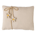 Daisy Dekokissen mit Amigurumi-Gänseblümchen – 45x35 handgefertigte Steppdecke – Boutique – Joyful Kids – Foto 1