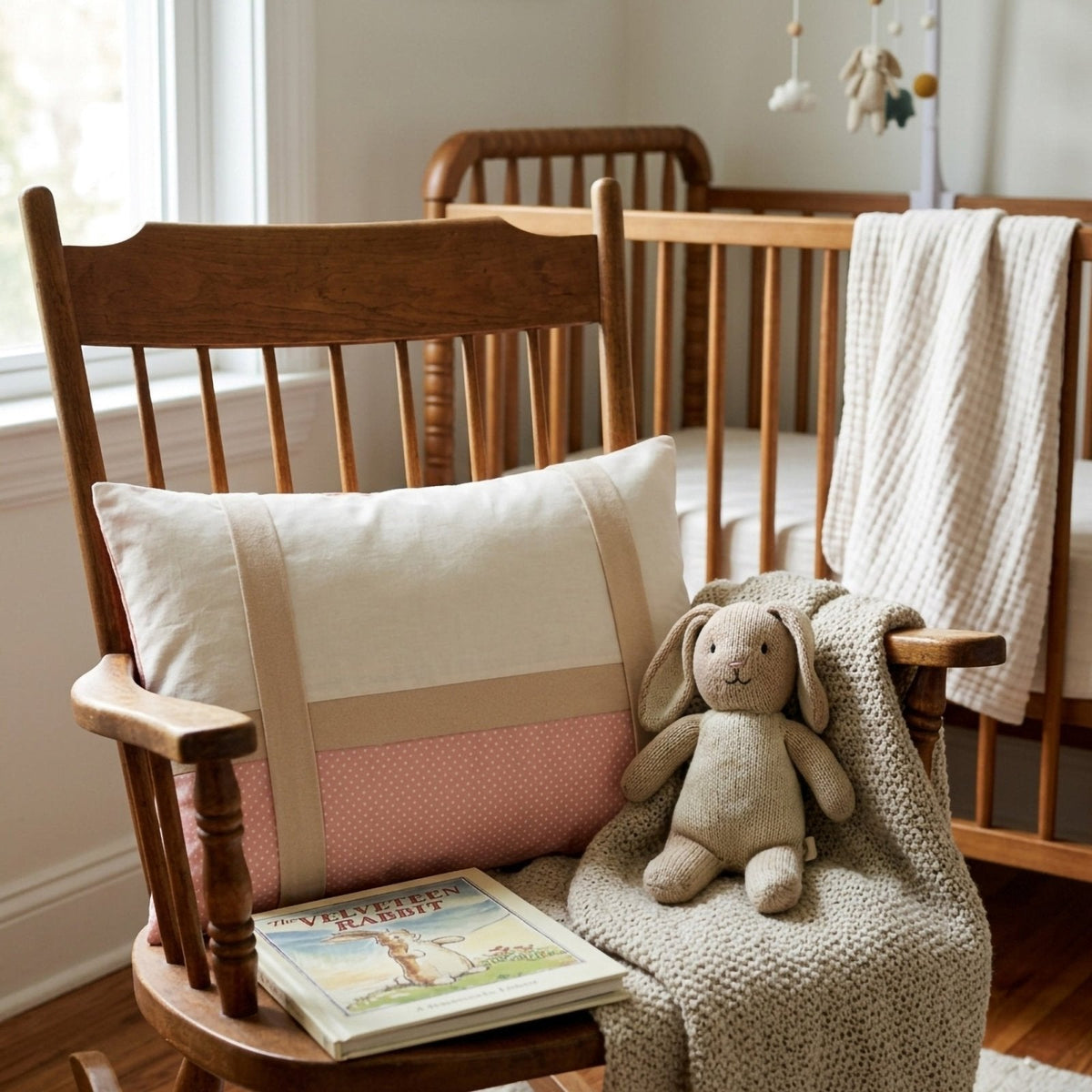 Misty Pink Dekokissen mit Alcantara-Streifen – 45x35 Boutique – Joyful Kids – Foto 2